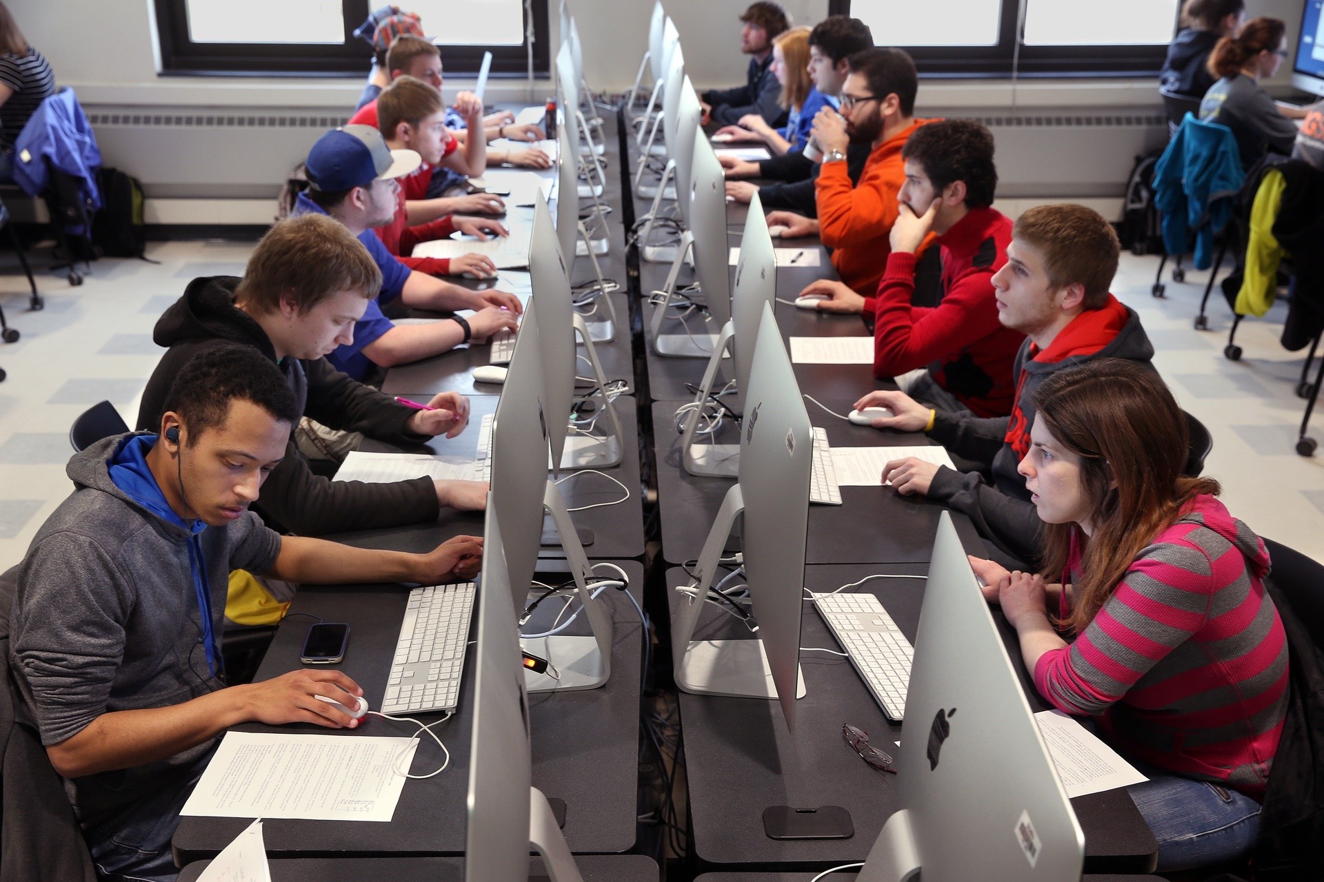 students in a computer lab