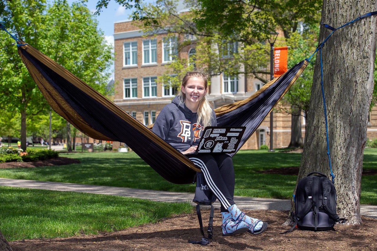 The photosynthesis-rich campus of BGSU in Ohio offers excellent opportunities to Ph.D. candidates in photochemical sciences.