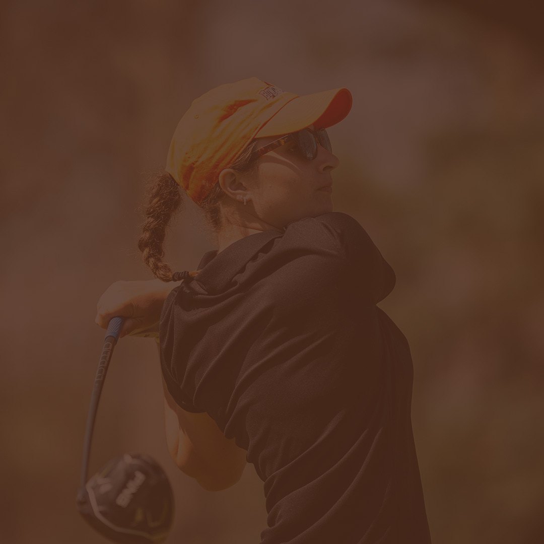 women's golfing