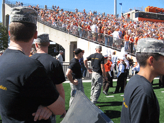 crowd image