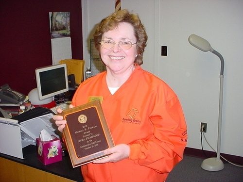 Linda Swaisgood, 2000