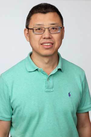 Tonghua-Zheng-300x450