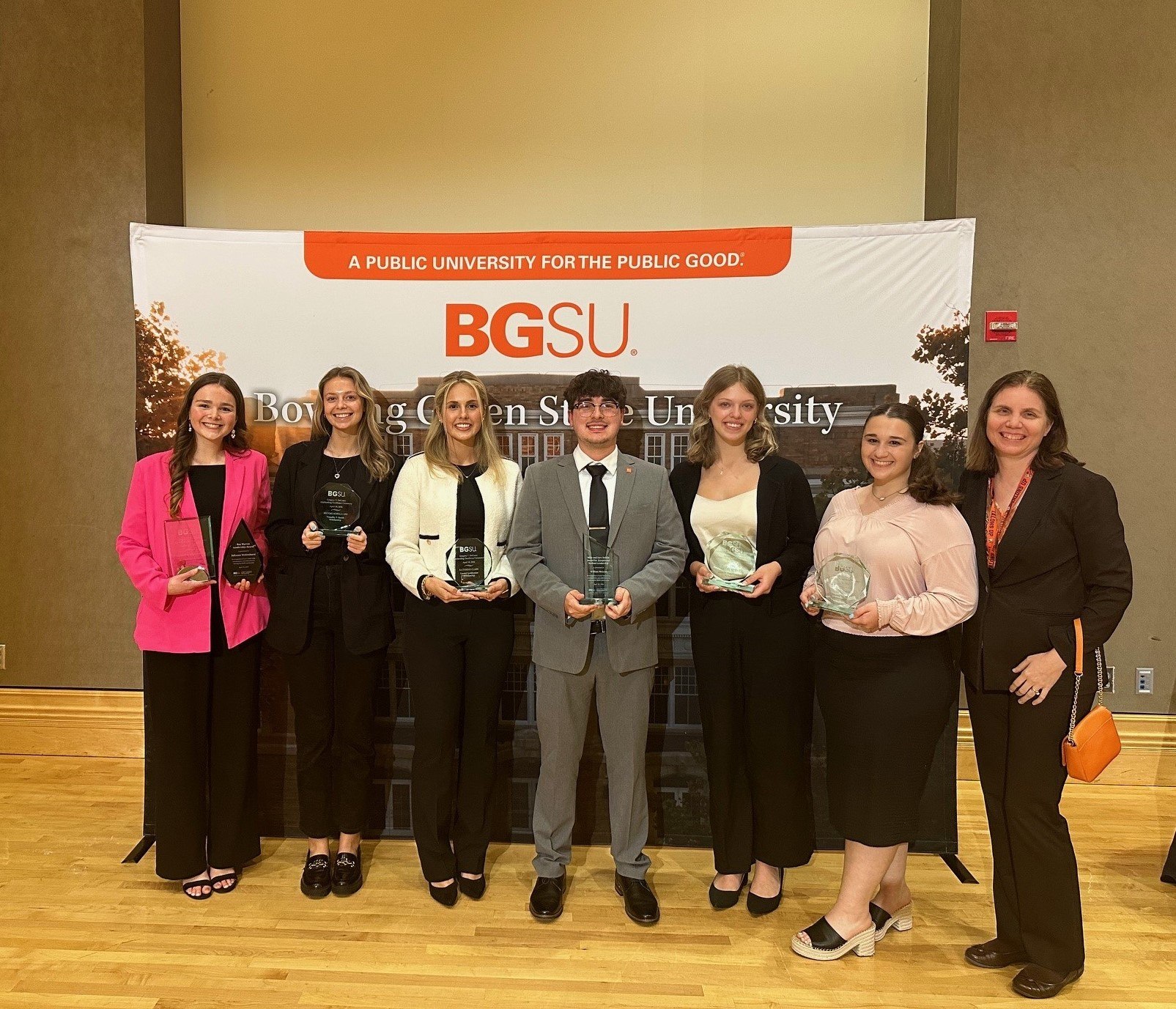 28th-Annual-Gregory-T.-DeCrane-Applauding-Excellence-Ceremony-COB