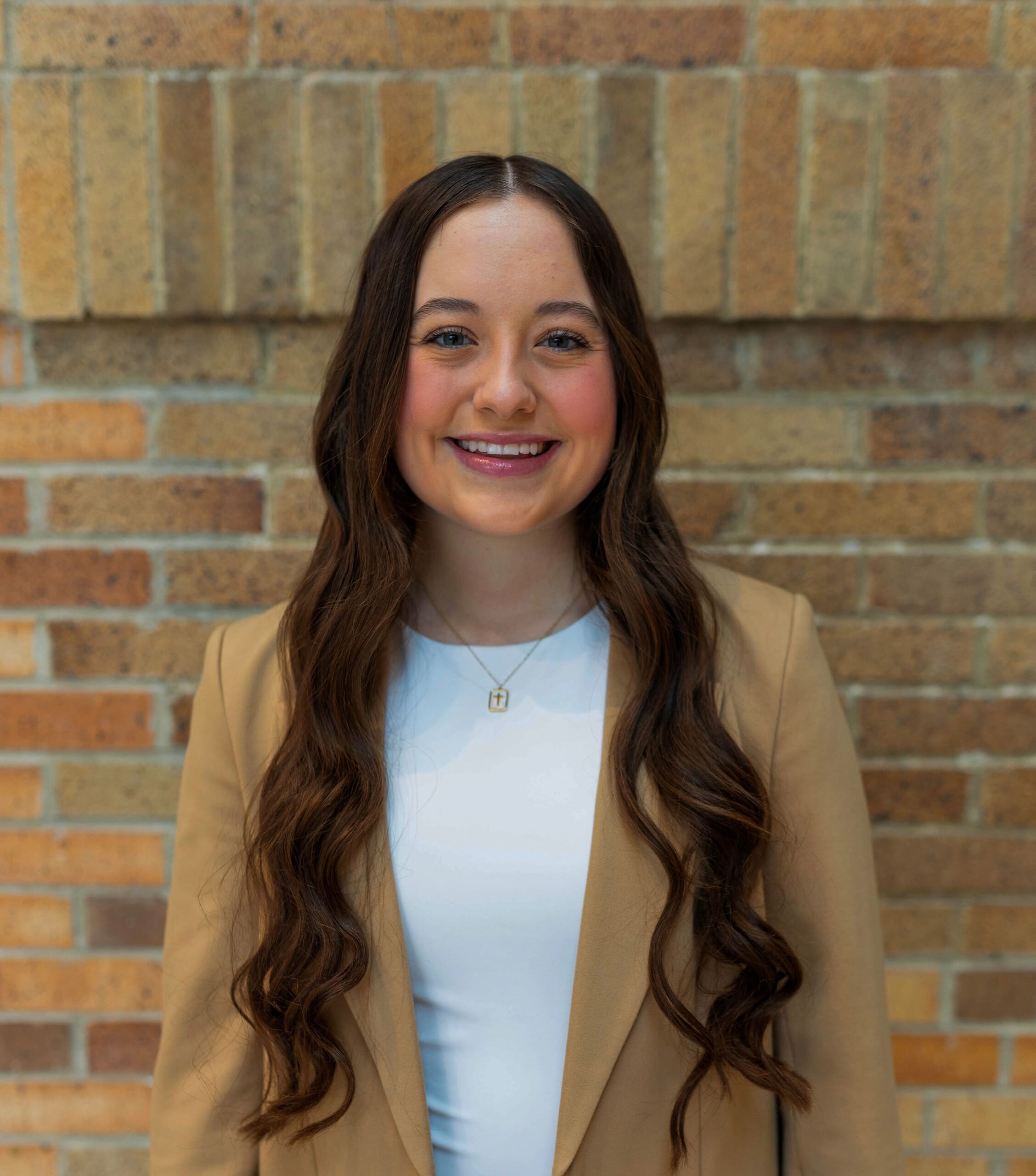 jillian-george-headashot