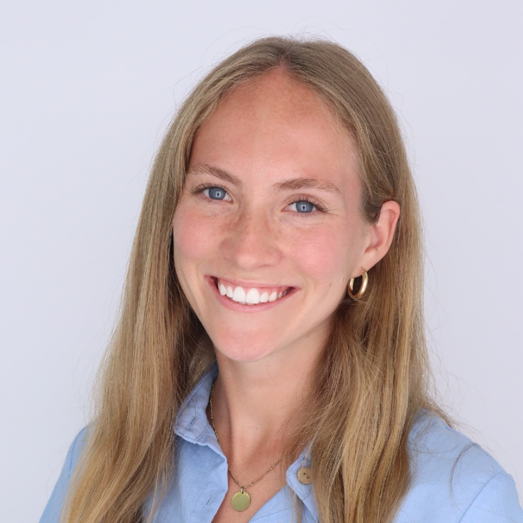 lindsey-duvendack-headshot-square
