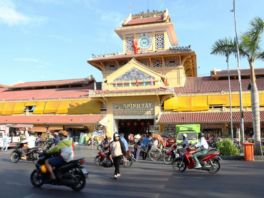 Cho Binh Tay, Vietnam