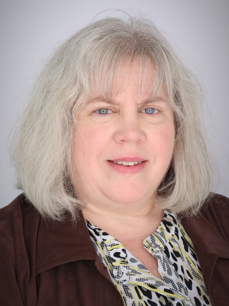 laura-hughes