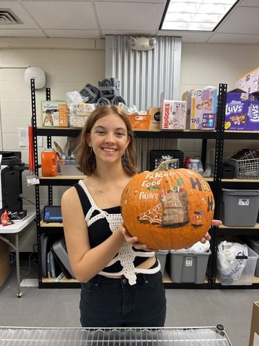 elena pumpkin decorating