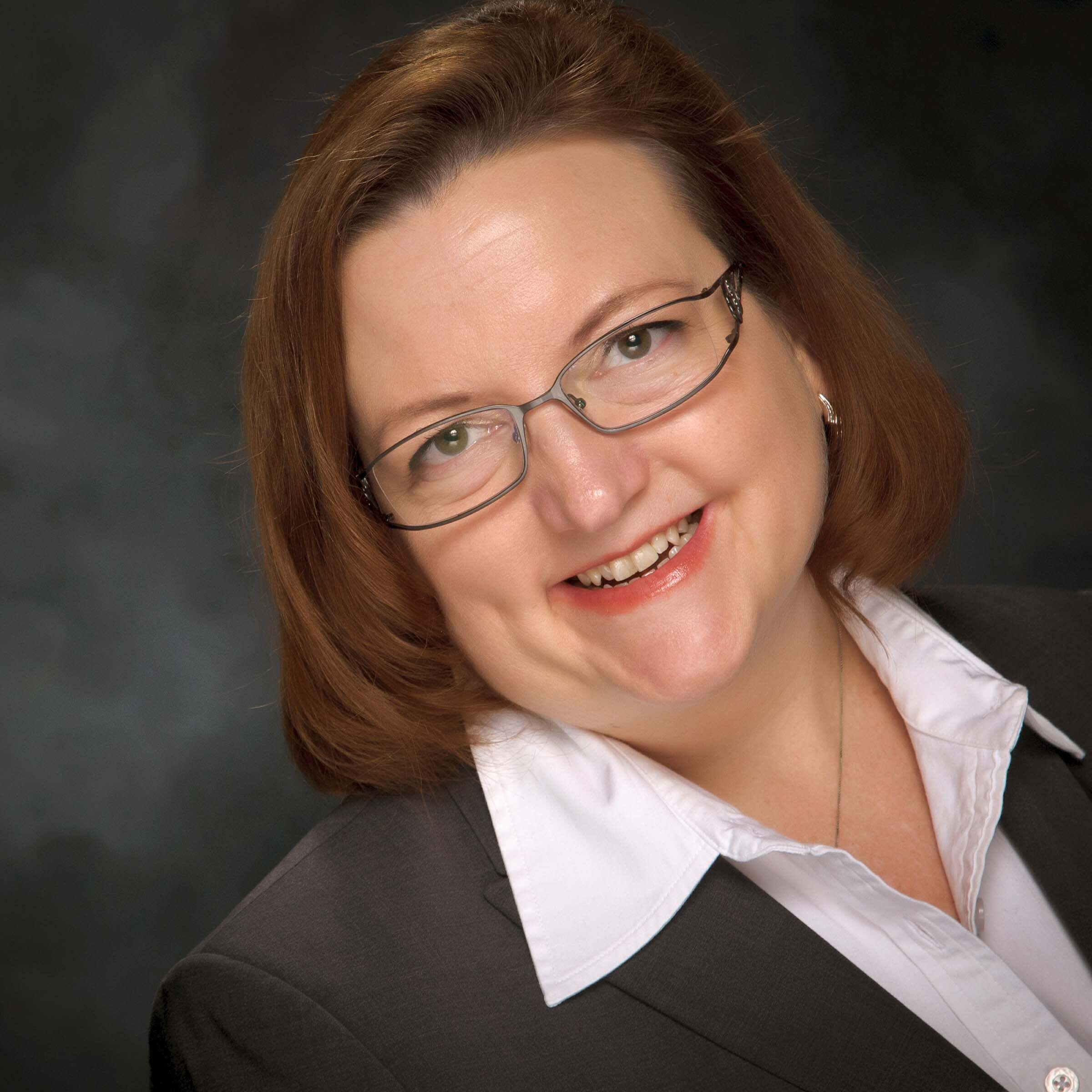 Image of Alison Williams smiling