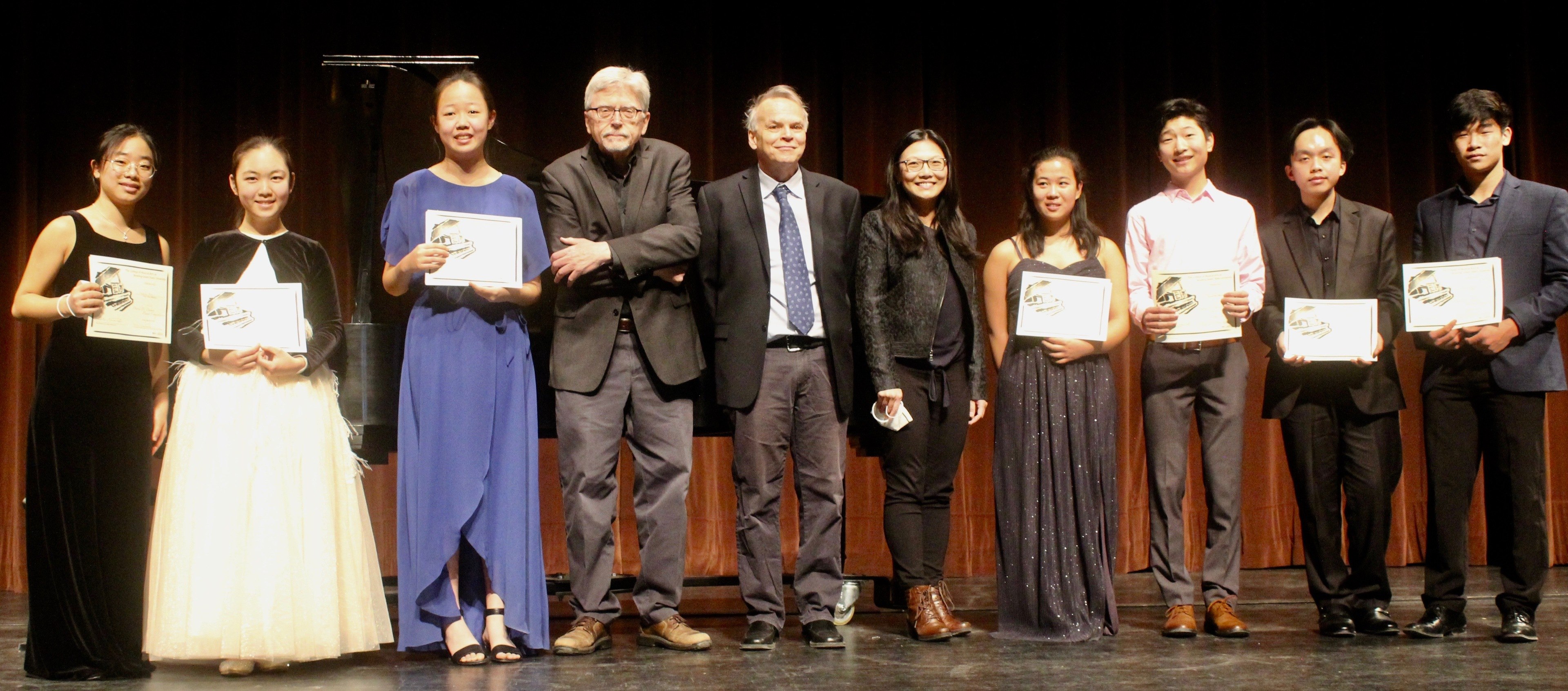 Dubis 2022 semifinalists & judges