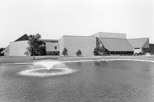 Moore Musical Arts Center opens in 1979 and becomes the college's new home.