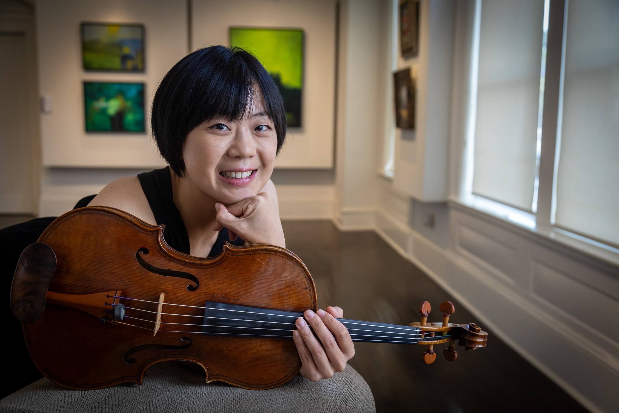 Guest Artist Tze Ying Headshot