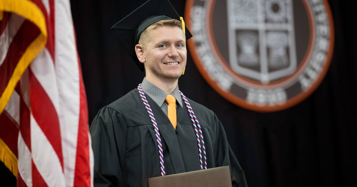 Class of 2019 Success Stories: Active-duty airman completes BGSU online bachelor program