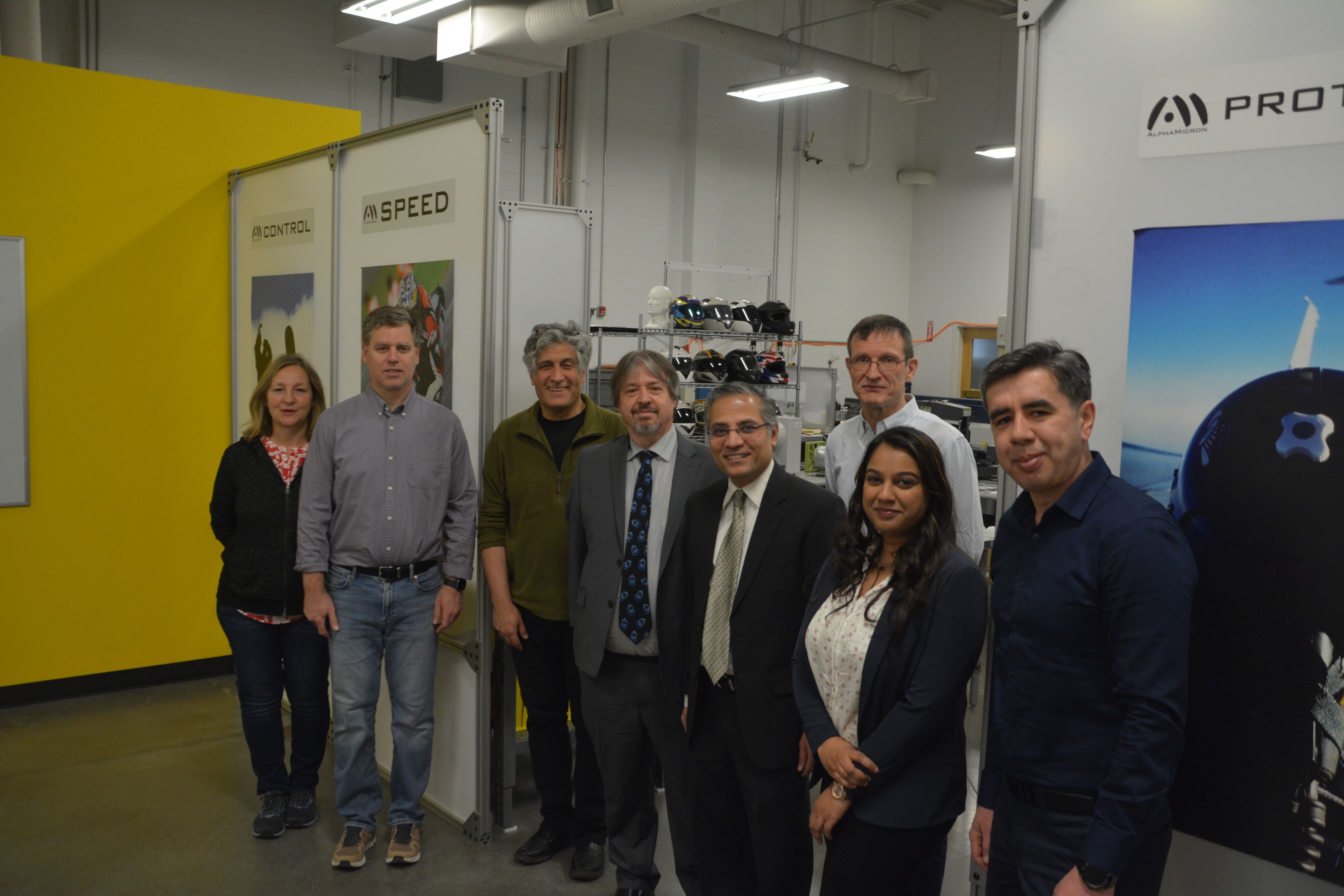 Eyewear-research-team