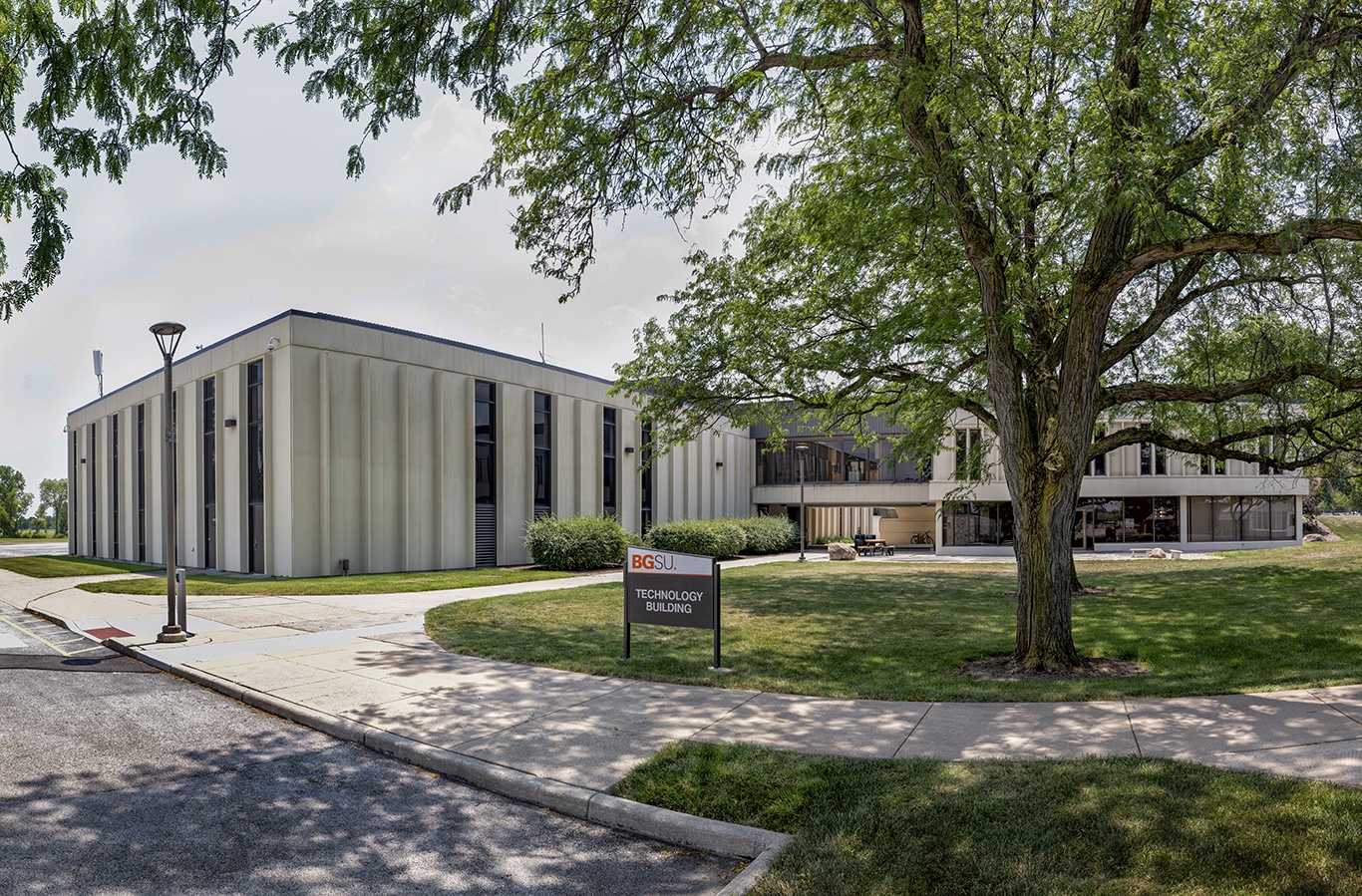 A photo of the current Technology Building on the BGSU campus.