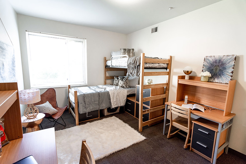 FH 211 Double Room Suite Bedroom 2
