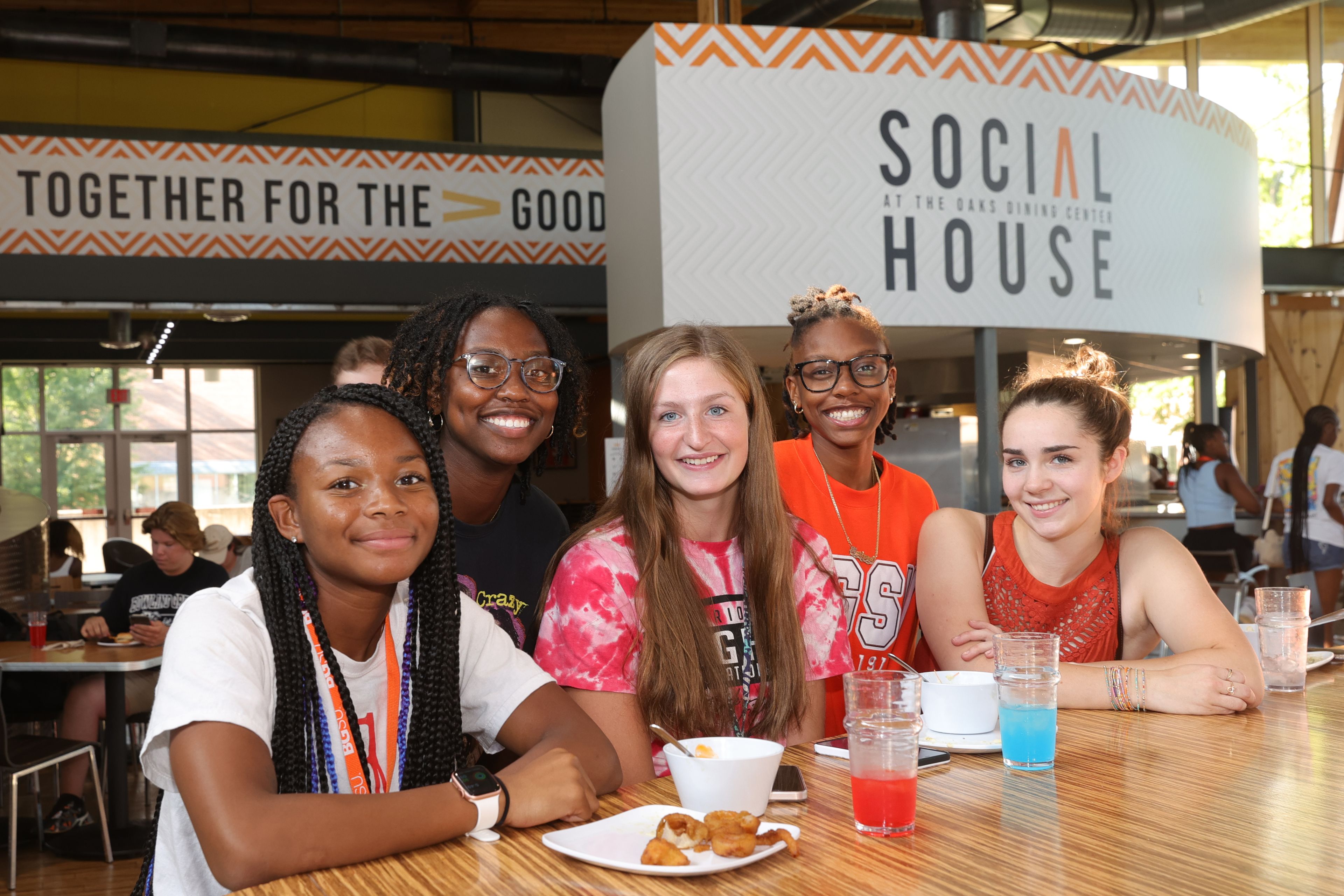 dining services